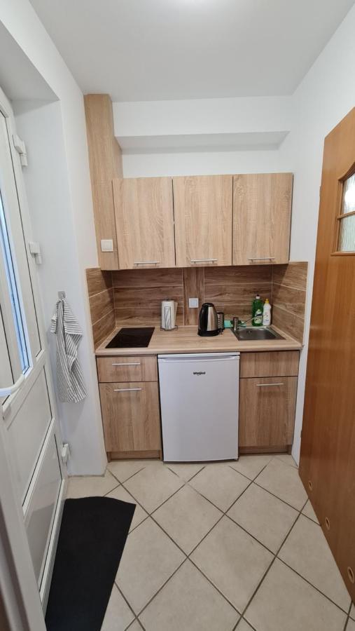 Tmt Pokoje Goscinne Z Aneksami Kuchennymi Kąty Rybackie Exterior foto