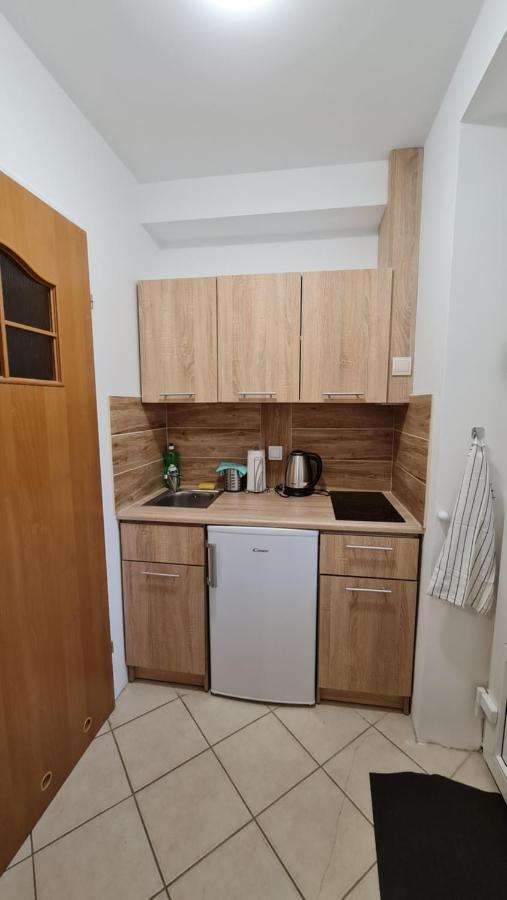 Tmt Pokoje Goscinne Z Aneksami Kuchennymi Kąty Rybackie Exterior foto